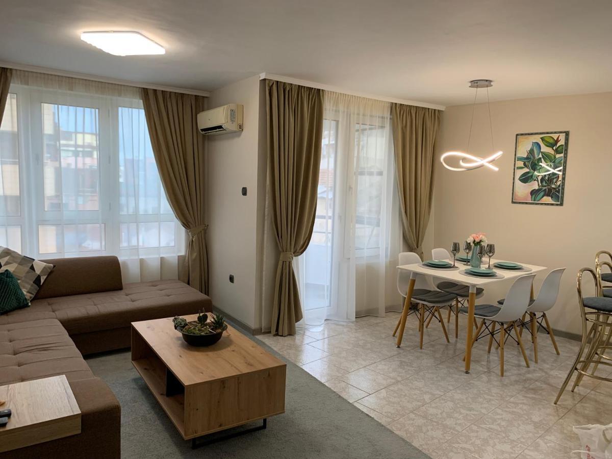 Unbeatable Location: New & Comfy Apartment Varna Exteriör bild