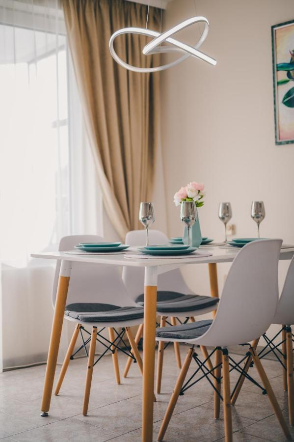 Unbeatable Location: New & Comfy Apartment Varna Exteriör bild