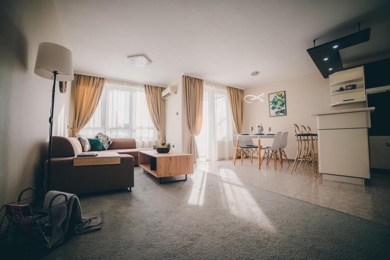 Unbeatable Location: New & Comfy Apartment Varna Exteriör bild